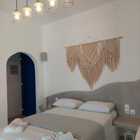 Anemelia Hotel Adamas Buitenkant foto