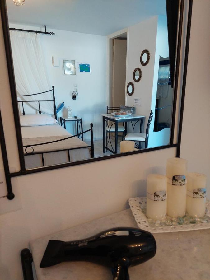 Anemelia Hotel Adamas Buitenkant foto