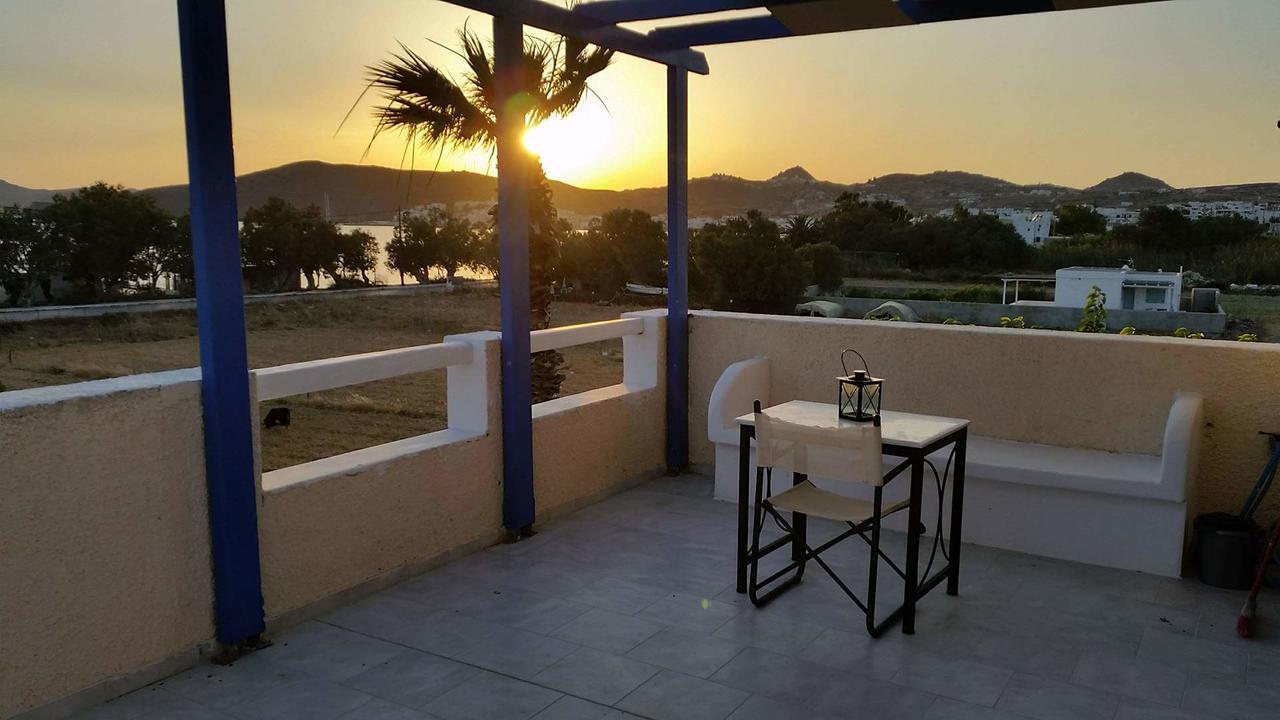 Anemelia Hotel Adamas Buitenkant foto